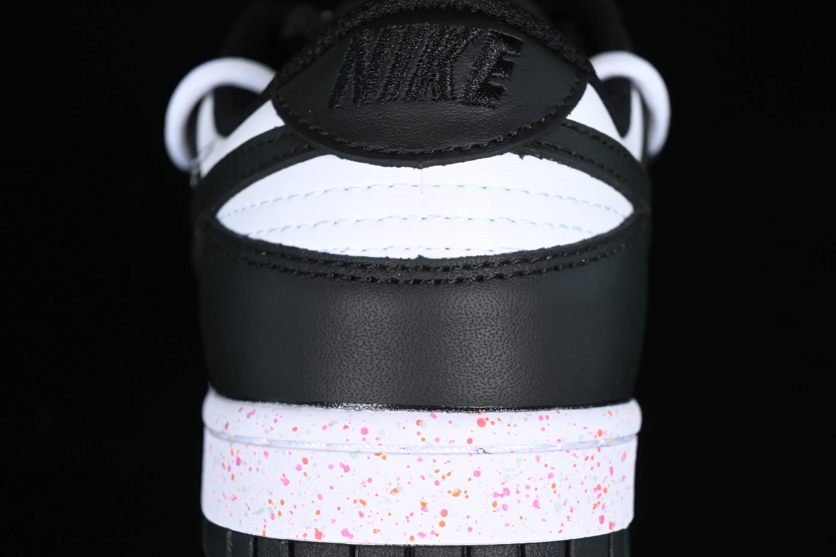 All Categories Nk SB Dunk Series Nk SB Dunk Low Low-top sneakers Gift box version Nk Dunk Low "Multi Color" Vibrant three hooks Customized version of deconstructed strap casual sneakers FD4623-131